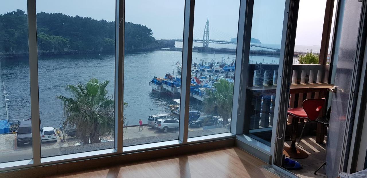 Seom Story Pension Seogwipo Exterior foto